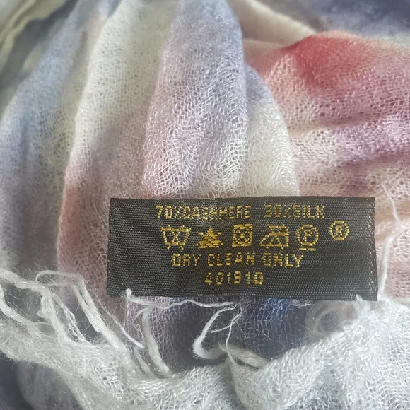 EUC Rare Authentic Limited Edition Louis Vuitton X RETNA Cashmere Silk Stole - Picture 10 of 10